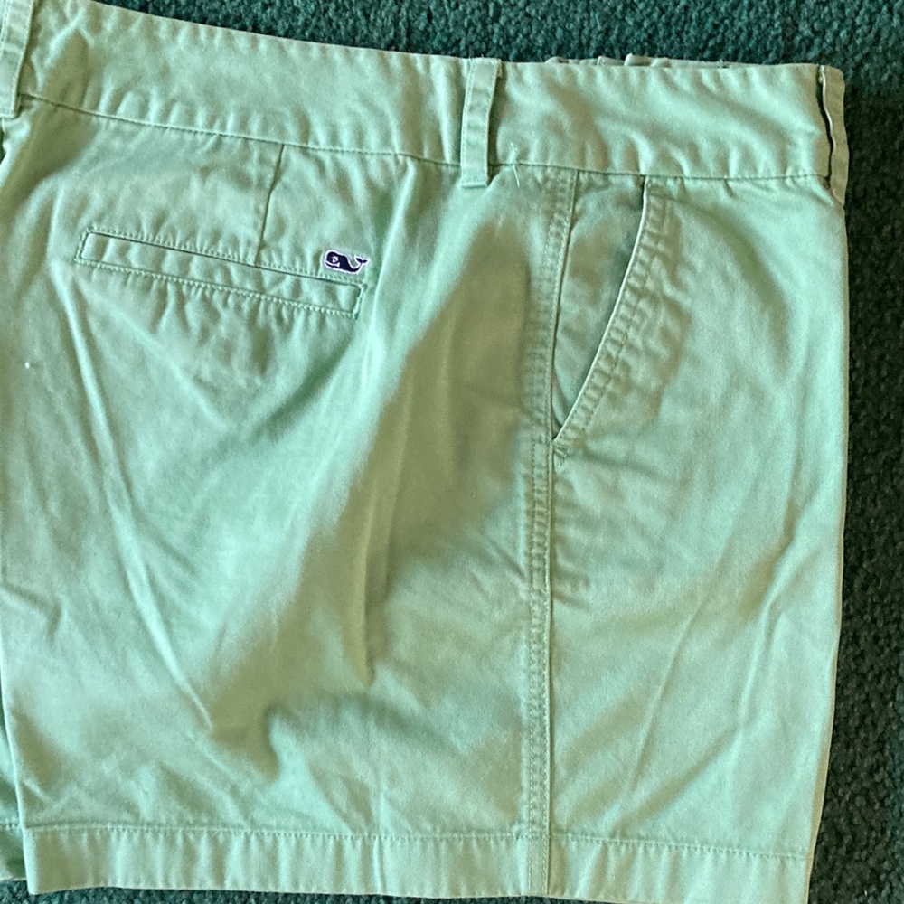 Vineyard Vines Light Green Women's Shorts